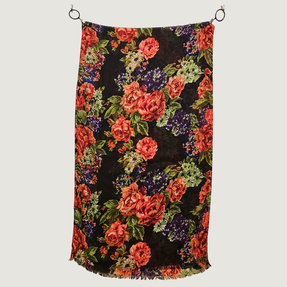 Croft & Barrow Floral Scarf Orange Roses Eyelash Fringe Lightweight Wrap 70x20